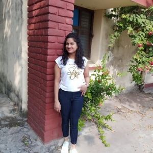 Meet your Posher, Reena